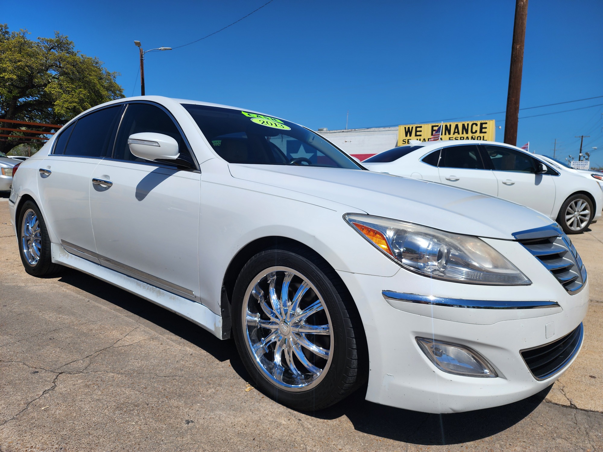 2013 WHITE Hyundai Genesis 3.8L (KMHGC4DD1DU) with an 3.8L V6 DOHC 24V engine, 6-Speed Automatic transmission, located at 2660 S.Garland Avenue, Garland, TX, 75041, (469) 298-3118, 32.885551, -96.655602 - CASH$$$$$$ CAR!!!! This is a SUPER CLEAN 2013 HYUNDAI GENESIS 3.8L SEDAN! SUPER CLEAN! PUSH START! HEATED/LEATHER SEATS! BLUETOOTH Great Gas Mileage! Come in for a test drive today. We are open from 10am-7pm Monday-Saturday. Call us with any questions at 469.202.7468, or email us at DallasAuto - Photo #1